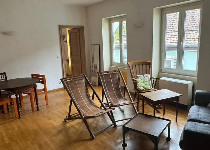 Brant Academy Petite France Hostel