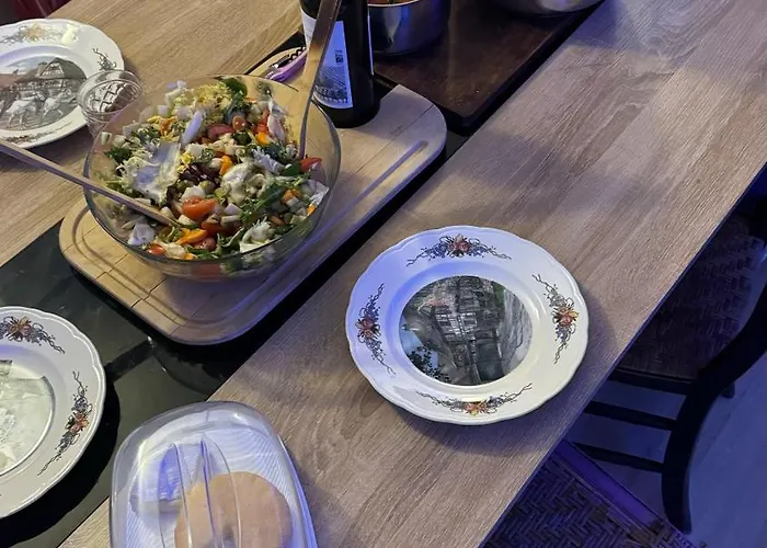 Brant Academy Petite France *