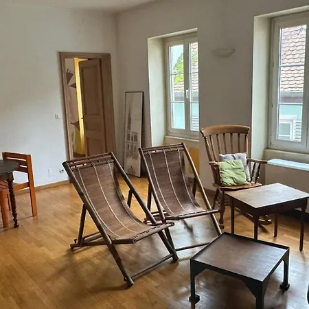 Brant Academy Petite France Hostel